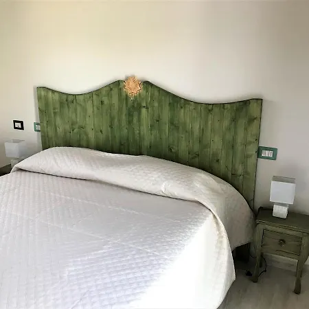 Domo Badde Dolza Guest house Monti